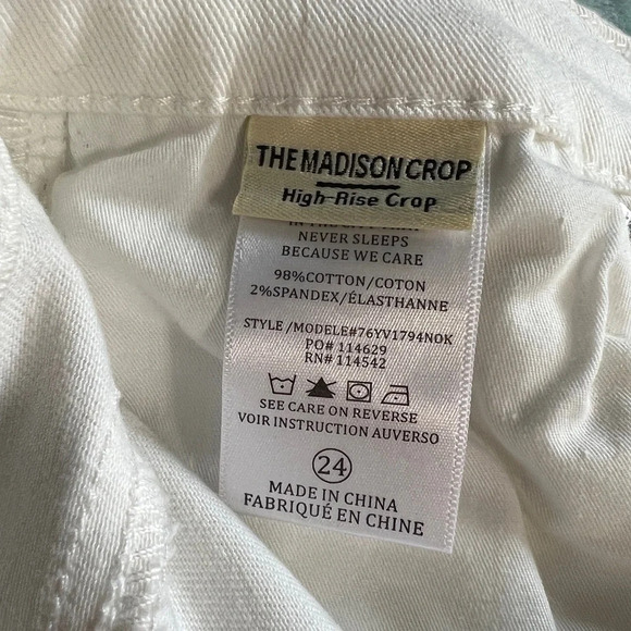 BLANKNYC The Madison Crop Distressed Straight Jean - Size 24 - Picture 10 of 10